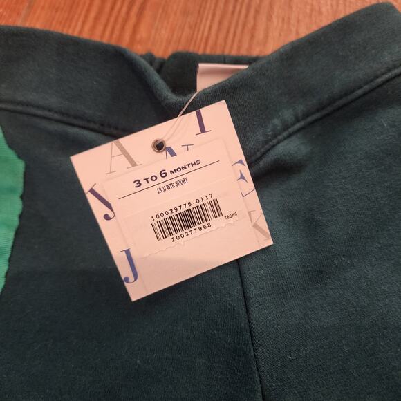 New janie and jack green jogger pants Size 3-6 months - Picture 4 of 4